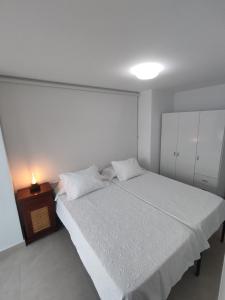 Posteľ alebo postele v izbe v ubytovaní Front Sea View Penthouse