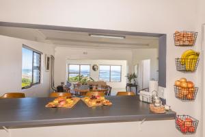 Fotografie z fotogalerie ubytování Lapaside Self Catering Near Gansbaai v destinaci Gansbaai