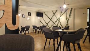 Posezení v ubytování Lipa, Hotel & Bistro