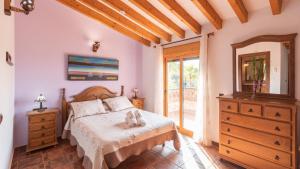 Postel nebo postele na pokoji v ubytování Villa Paraiso Andaluz Sedella by Ruralidays