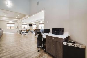 Μια τηλεόραση ή/και κέντρο ψυχαγωγίας στο Quality Suites Houston Hobby Airport