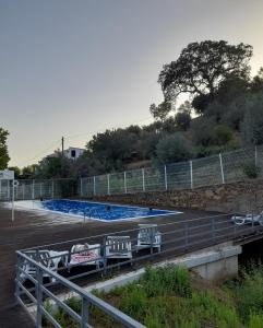 Bazén v ubytování Olive -Casa da Boavista nebo v jeho okolí