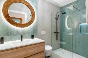 Et badeværelse på MEDANO4YOU Besos Del Mar