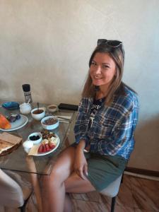 Φαγητό σε αυτός ο ξενώνας ή κάπου εκεί κοντά