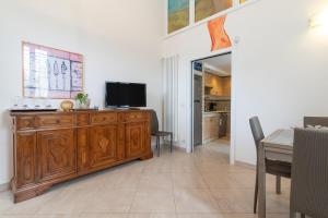 Η κουζίνα ή μικρή κουζίνα στο Water Run