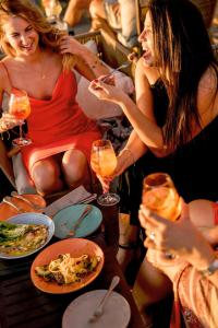 7Pines Resort Ibiza, part of Destination by Hyatt的酒水