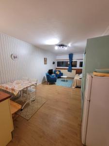 Kuchyňa alebo kuchynka v ubytovaní Résidence la Foret au plus près des pistes. 36m²