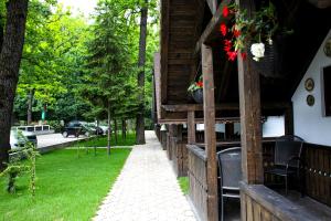 Fotografie z fotogalerie ubytování Cornul Vanatorului Bungalows v destinaci Piteşti