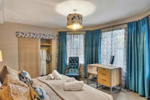 Postel nebo postele na pokoji v ubytování Finest Retreats - Towan House