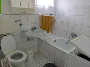 Koupelna v ubytování Szilva Apartman