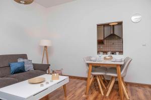 Posedenie v ubytovaní Castle View Apartment with free parking