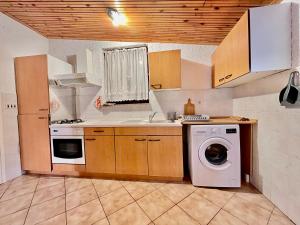 Kuchyň nebo kuchyňský kout v ubytování Apartment Poreč
