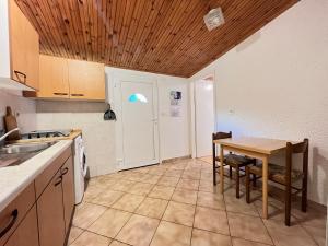 Kuchyň nebo kuchyňský kout v ubytování Apartment Poreč