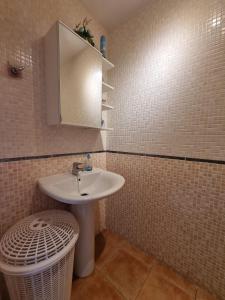 Imagen de la galería de ideal remote work, relaxing, pool and surfing, en Corralejo