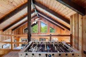 Fotografie z fotogalerie ubytování Log Cabin Lookout v destinaci Bigfork