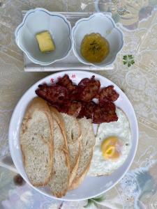 Toit of the bed and breakfast aladel või selle läheduses