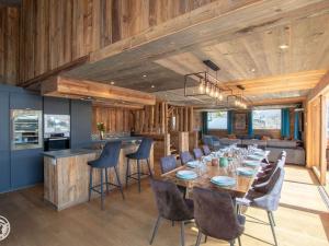 Fotografie z fotogalerie ubytování Chalet de luxe avec jacuzzi, Wi-Fi et parking privé - FR-1-671-138 v destinaci Les Gets