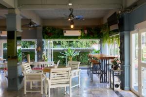 Εστιατόριο ή άλλο μέρος για φαγητό στο Nora Bukit Hotel