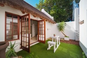 Gallery image of Cottage on College in St Francis Bay