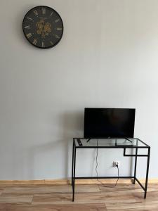 TV a/nebo společenská místnost v ubytování Grunwaldzki24 Apartments - FREE PARKING - OLD TOWN, CENTRUM