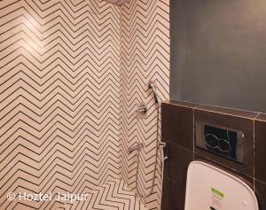 Un baño de Hoztel Jaipur