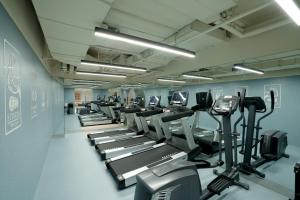 Spordikeskus ja/või sportimisvõimalused majutusasutuses base-Beijing Wangfujing Serviced Apartment- in Hutong &Bike rental &Close to Forbidden City, Tian'anmen Square &Subway nearby &Free coffee &Washing machine,Kitchen &Restaurant discount &English speaking &High speed free WiFi