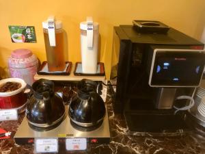 Kemudahan buat kopi dan teh di I-think Resort