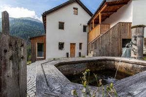 Nespecifikovaný výhled na hory nebo výhled na hory při pohledu z apartmánu