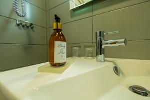 Um banheiro em Hôtel & Restaurant Les Mouettes