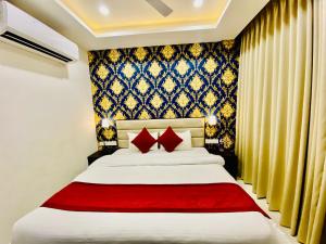 Blueberry Hotel zirakpur-A Family hotel with spacious and hygenic rooms