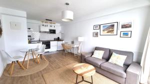 Kuchyň nebo kuchyňský kout v ubytování Flower Beach suite Pool