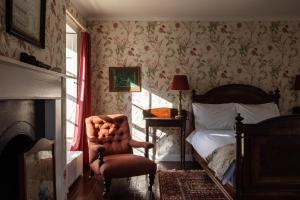 Postel nebo postele na pokoji v ubytování Tullymurry House