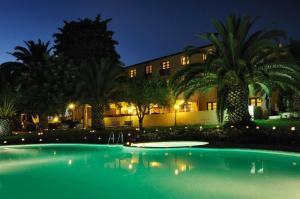 Bazén v ubytovaní Alghero Resort Country Hotel & Spa alebo v jeho blízkosti