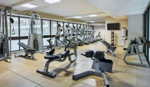 Fitness centrum a/nebo fitness zařízení v ubytování Embassy Suites by Hilton Washington D.C. Georgetown