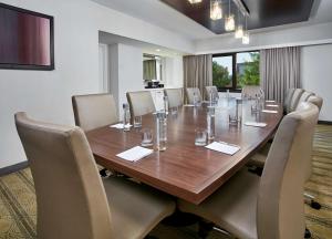 Posezení v ubytování Embassy Suites by Hilton Washington D.C. Georgetown