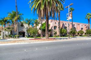 Gallery image of Comfort Inn Pomona near Fairplex in Pomona