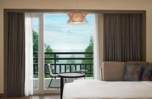 Svalir eða verönd á DoubleTree by Hilton Damai Laut