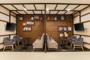 TV a/nebo společenská místnost v ubytování Hyatt Place Waco - South