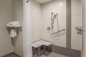 Koupelna v ubytování Hyatt Place Waco - South