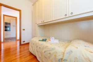 Posteľ alebo postele v izbe v ubytovaní La Rosa Dei Venti Lake View Terrace - Happy Rentals