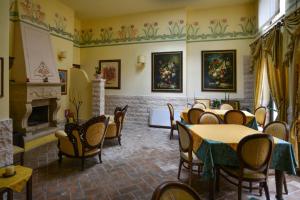 Posezení v ubytování Hotel Saturno Fonte Pura