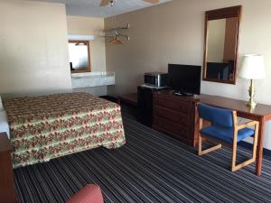 Μια τηλεόραση ή/και κέντρο ψυχαγωγίας στο Budget Inn Motel