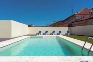 Πισίνα στο ή κοντά στο Retiro da Atafona Beach Pool House Yellow