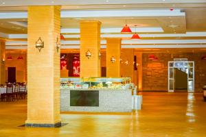Restaurace v ubytování Amarina Queen Resort & Aqua Park Marsa Alam + 37 fotografií