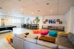 Posezení v ubytování Nacho Hostel Cebu