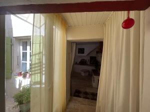 Fotografia z galérie ubytovania Appartement complet - Salles sous Bois v destinácii Salles-sous-Bois