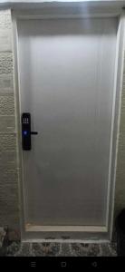 Imagen de la galería de TMD COMFORTABLE TRANSIENT HOUSE IN STO.TOMAS BATANGAS (UNIT 1), en San Felix