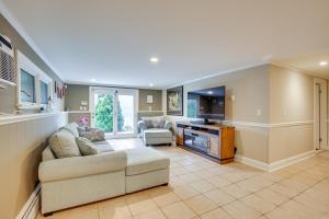 Gallery image of New Fairfield Vacation Rental with Lake Views! in New Fairfield