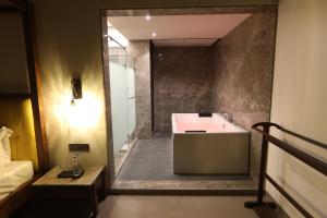 Golden Fields Resort 객실 침대