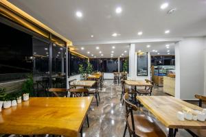 En restaurant eller et andet spisested på Gul Otel